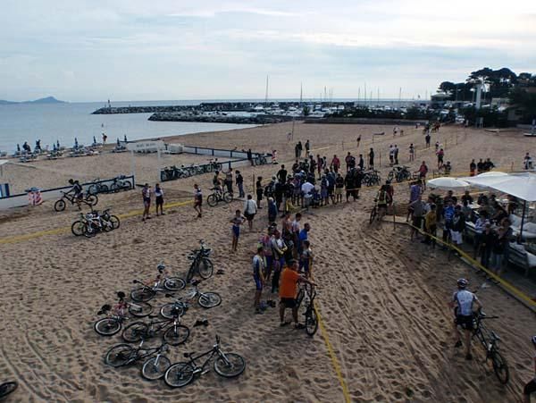 Racers get to spend time at the beach at the Roc d'Azur.