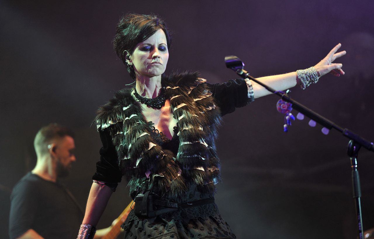 Dolores O&amp;#039;Riordan on stage