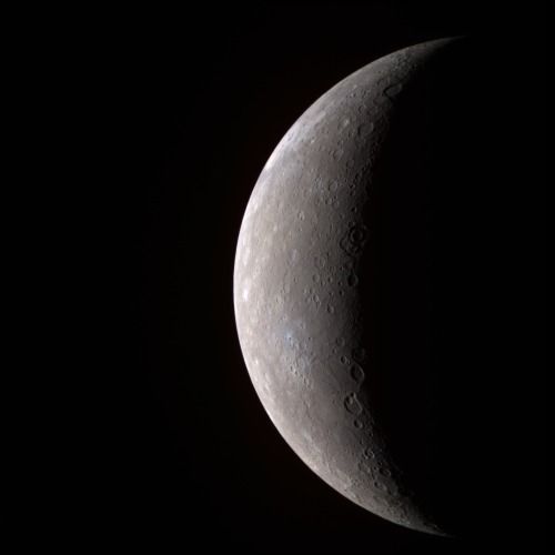 First high-resolution image of Mercury transmitted by the MESSENGER spacecraft (in false color, 11 narrow-band color filters). 