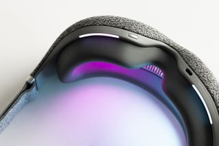 LAYER Design’s new meditation headset for Resonate