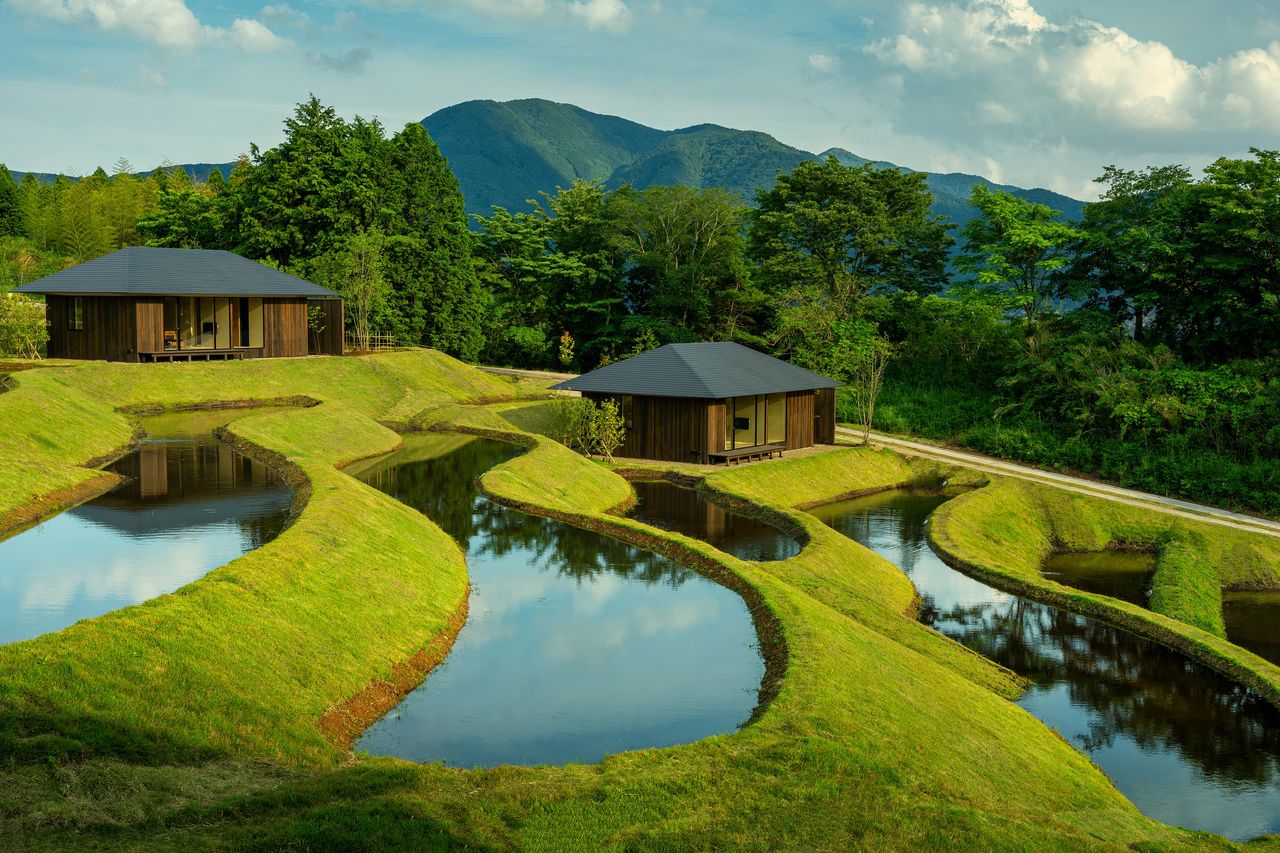 hero aerial showing the bungalows of KAI Yufuin by Kengo Kuma