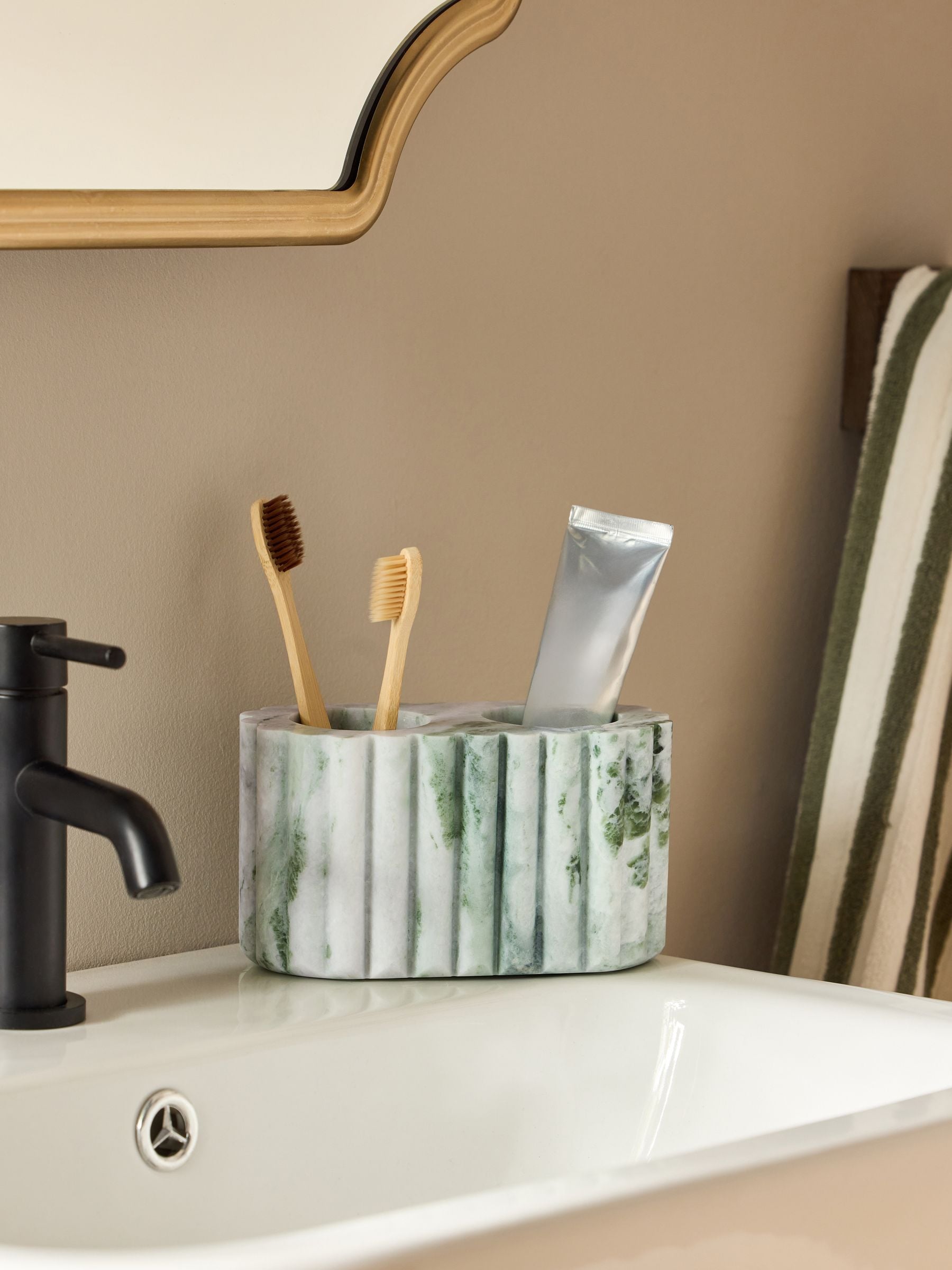 Green Marble Toothbrush Tidy - Size One