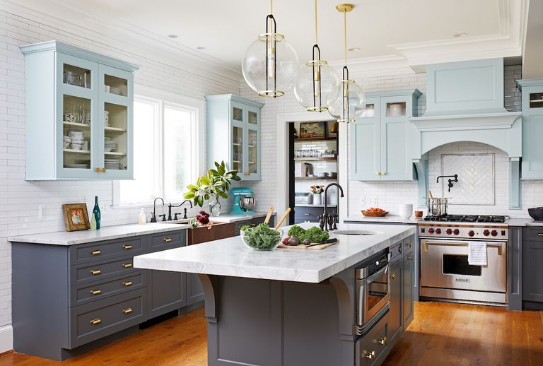 Before & After: A dated family kitchen gets a fresh new look