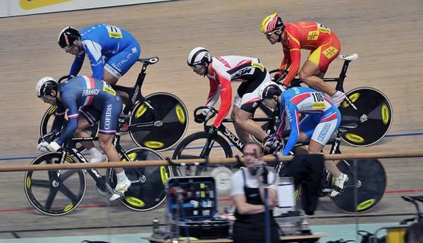 Fran&ccedil;ois Pervis (France) winds up for the finish of his first round keirin heat.
