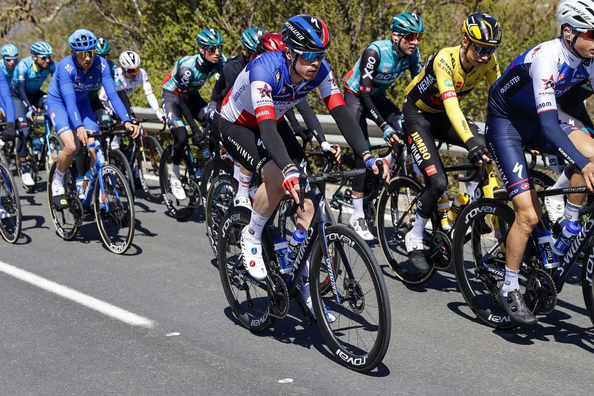 Itzulia Basque Country 2022 - 61st Edition - 2nd stage Leitza - Viana 207,6 km - 05/04/2022 - Remi Cavagna (FRA - Quick-Step Alpha Vinyl Team) - photo Luis Angel Gomez/SprintCyclingAgency&Acirc;&copy;2022
