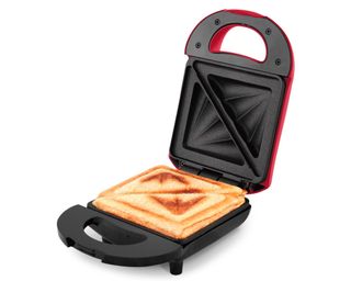 Dash pocket sandwich maker in red