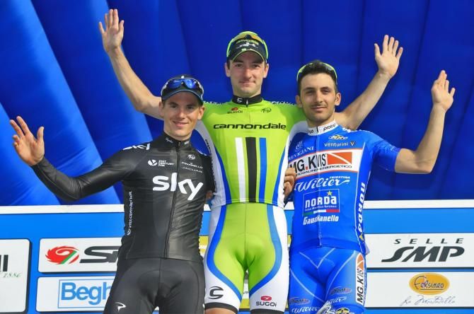 Elia Viviani (Cannondale) takes centre stage