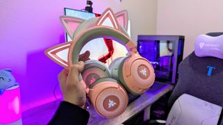 Image of the Razer Kraken Kitty V3 Pro wireless gaming headset.