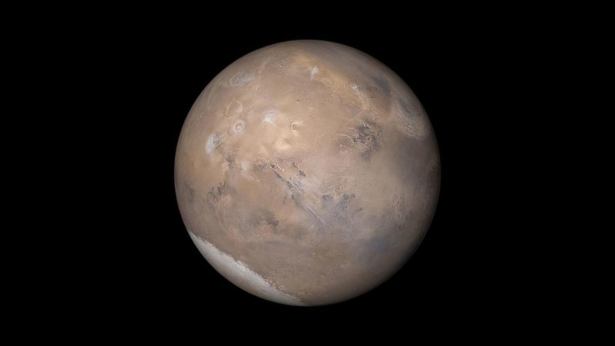 There seems to be a network of underground bodies of liquid water at Mars’ south pole.