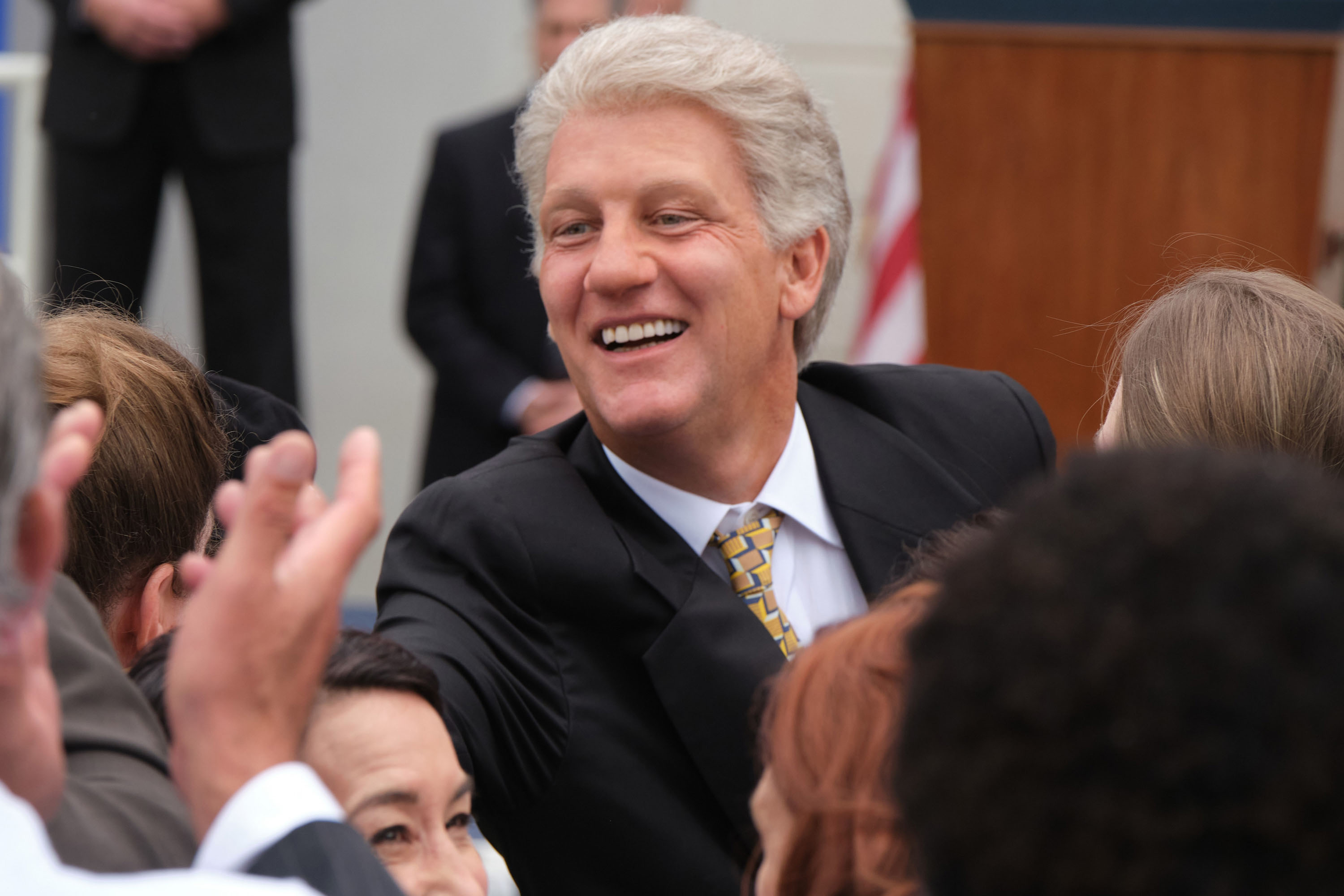 TV tonight President Clinton (Clive Owen) maintains a smiling facade…