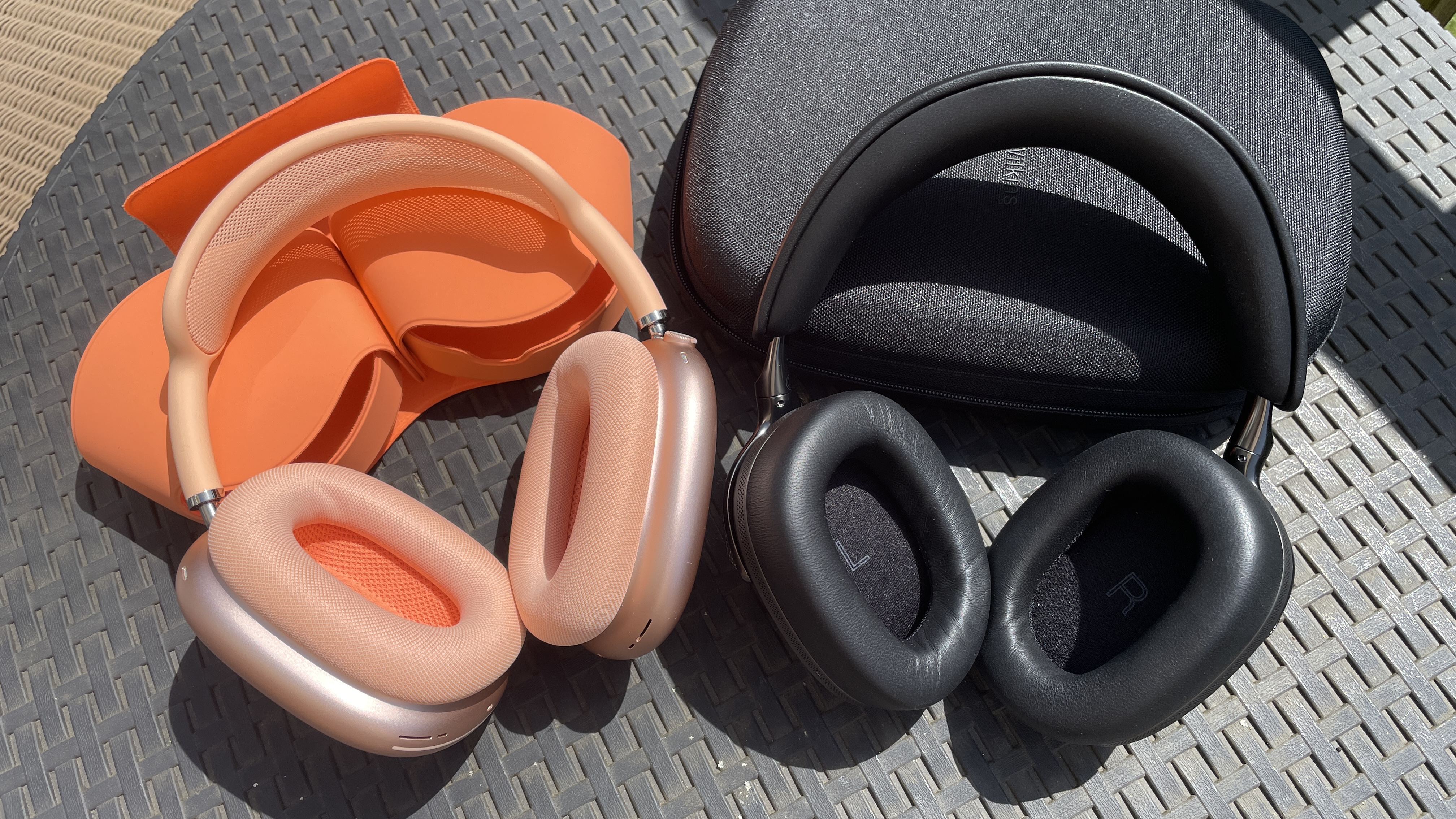 AirPods Max 2 vs B&amp;amp;W Px8 S2, side by side in the sun