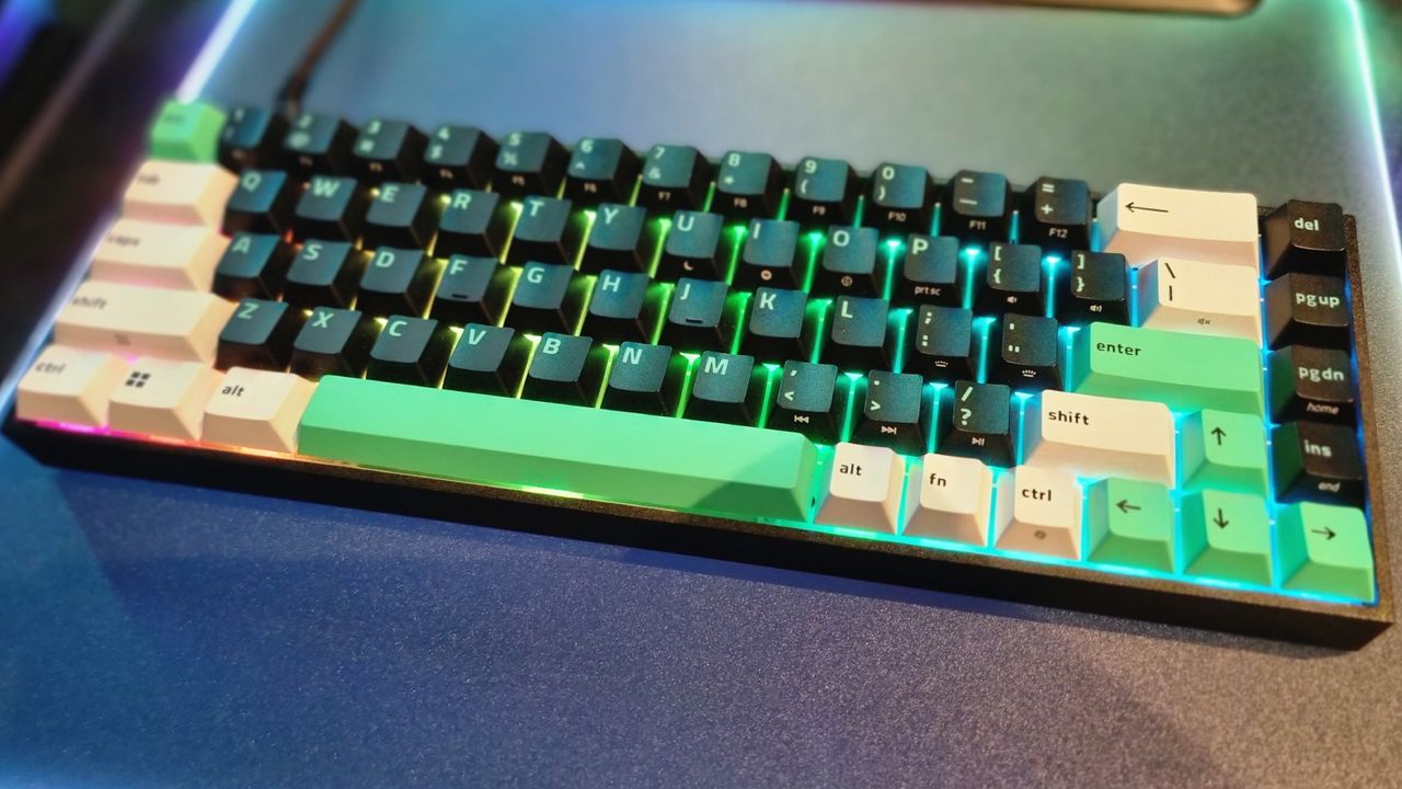 The Razer Reclusa X Mini 65% gaming keyboard at Gamescom 2026