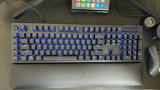 Razer BlackWidow V4 Pro gaming keyboard full