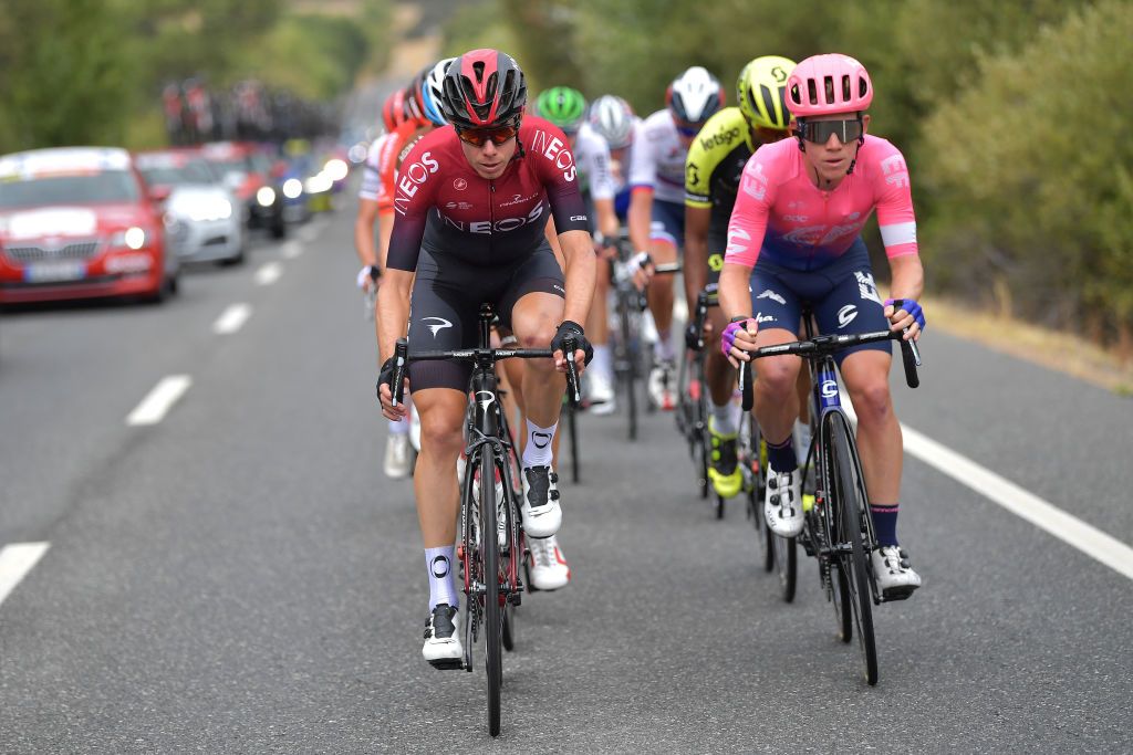 David de la Cruz (Team Ineos) and Lawson Craddock (EF Education First) in the break on stage 19