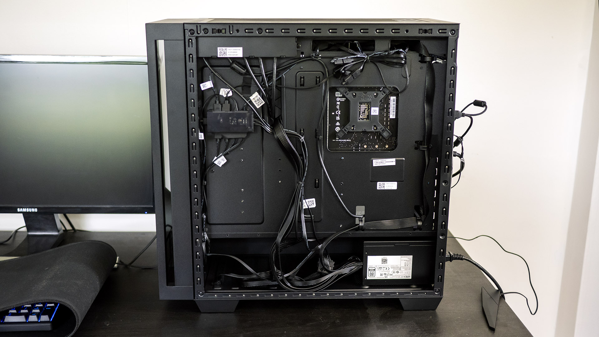 Asus ROG G700TF