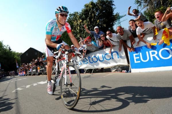 Philippe Gilbert (Omega Pharma-Lotto) with an amazing gap to the rest of the peloton