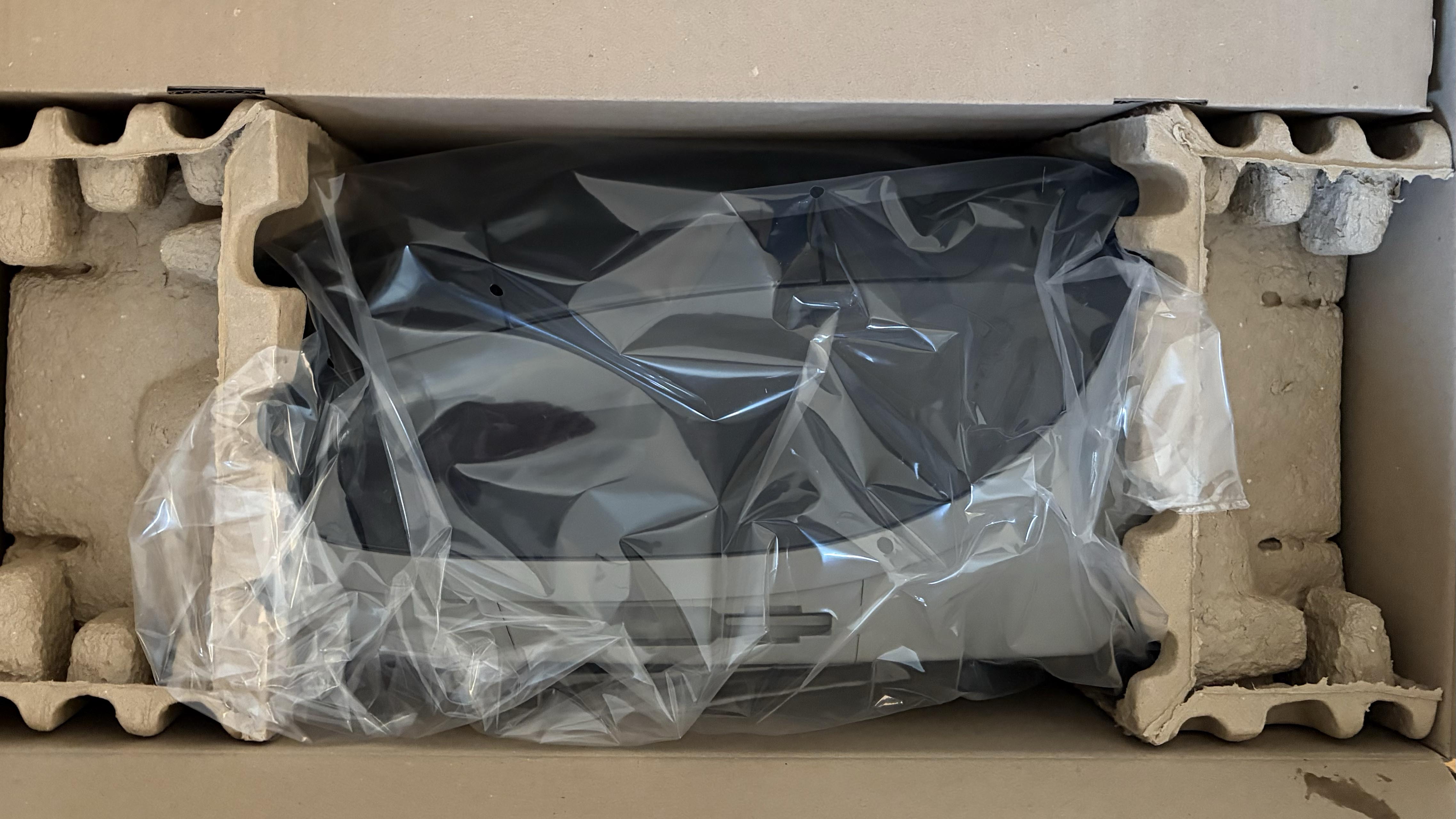 photos of the Miele Guard M1