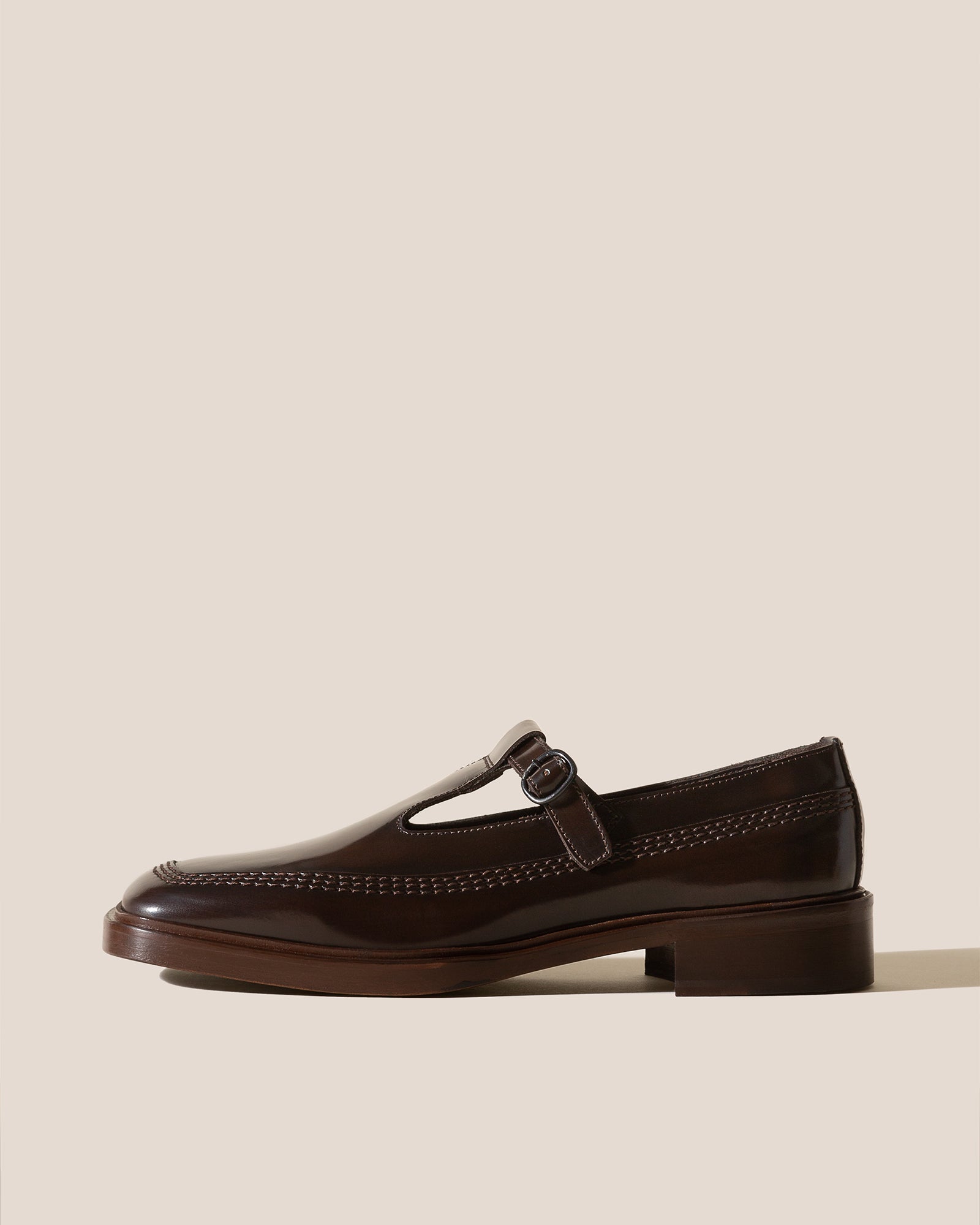 Lluisa Polished - T-Bar Loafer