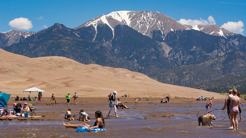 Medano Creek: It’s time to enjoy Colorado’s elusive, disappearing creek ...