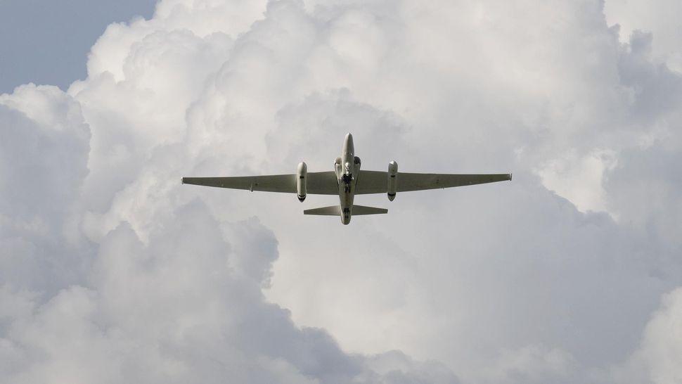 NASA flew a modified U-2 spy plane into thunderstorms to study gamma ...