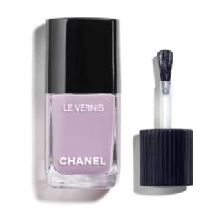 CHANEL Le Vernis Longwear Nail Colour in 135 Immortelle, on a white background