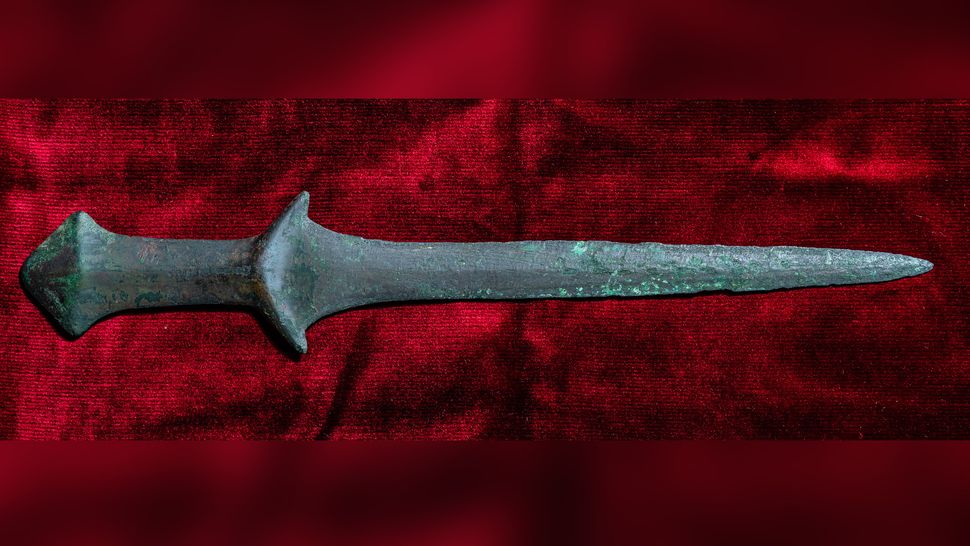 Student discovers 5,000-year-old sword hidden in Venetian monastery
