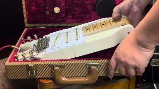 The briefcase guitar and amp – built by Yuji Shimano