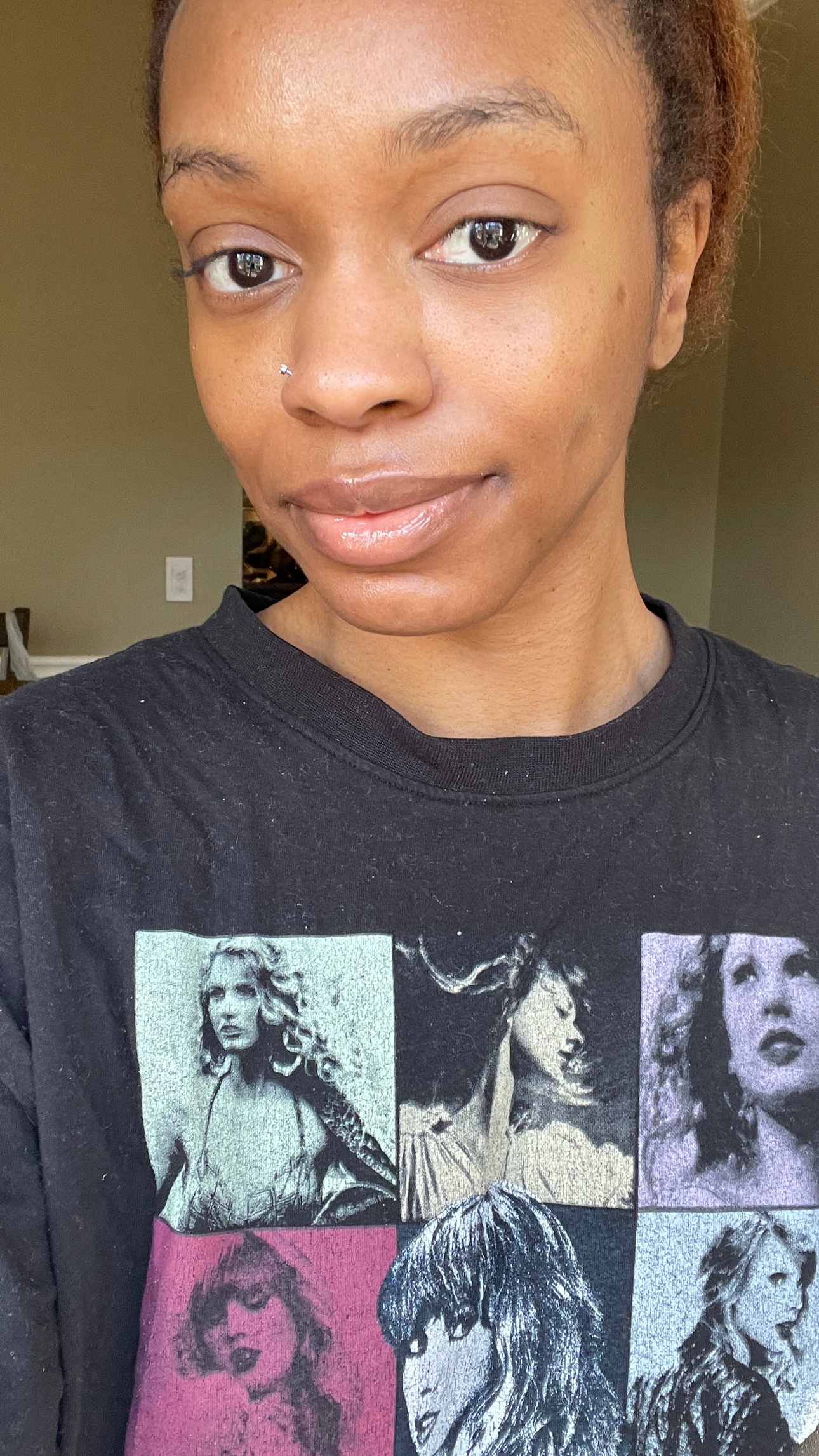 Danielle Jackson with bare skin