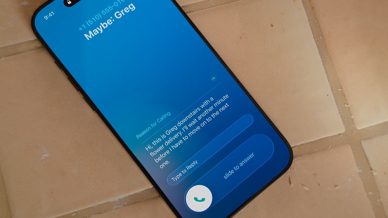 iOS 26 call screen.