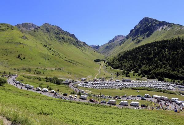 Want to stake your claim on the Tourmalet? Then you'll need to camp overnight