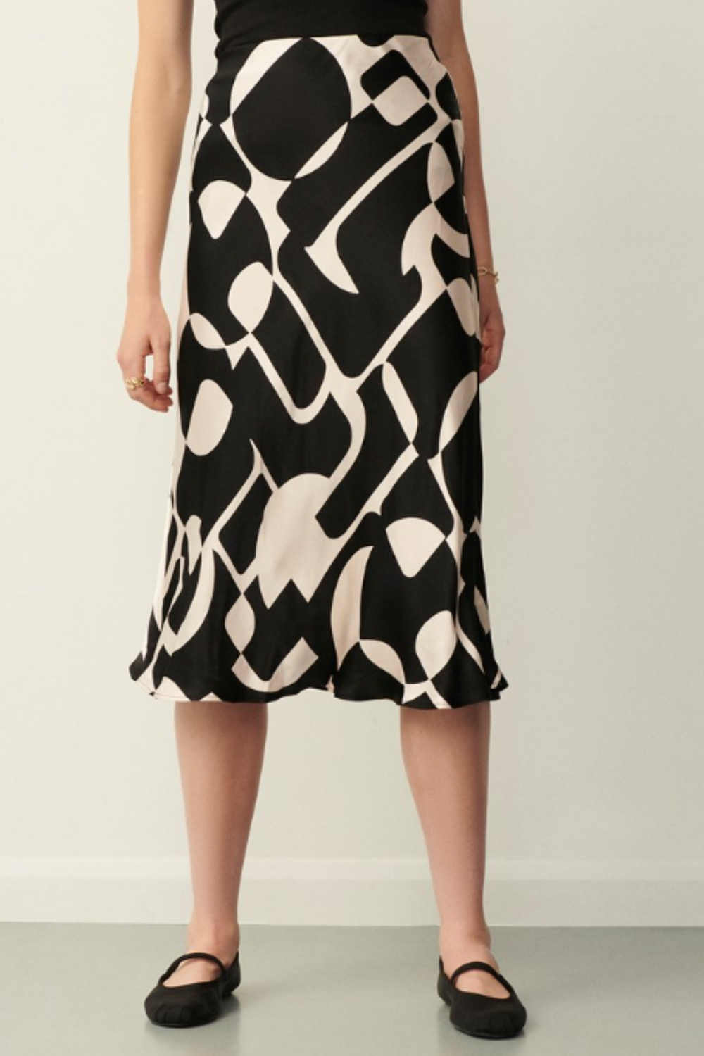 black and white printed midi skirt