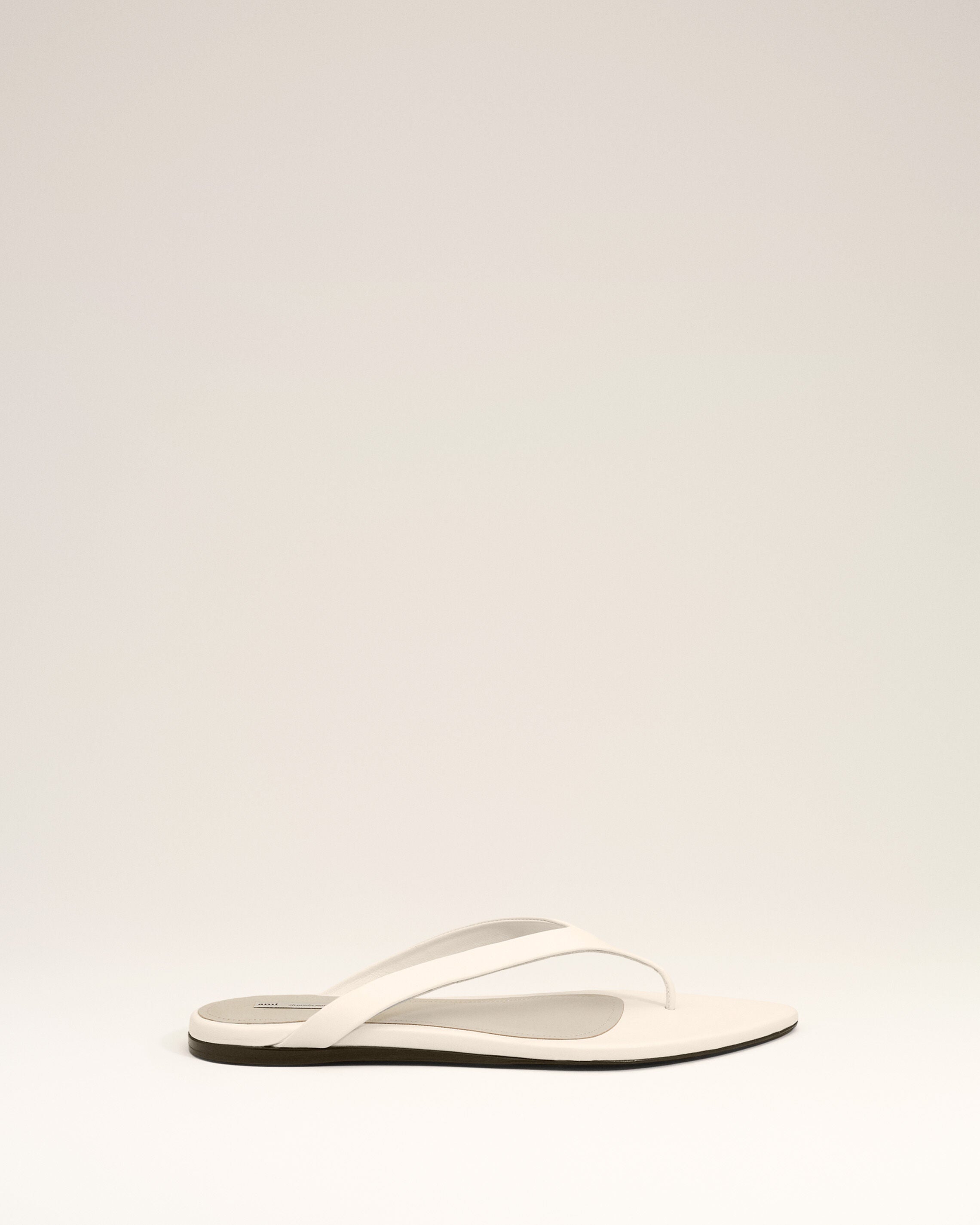White Lamb Leather Pointed Toe Flip Flops