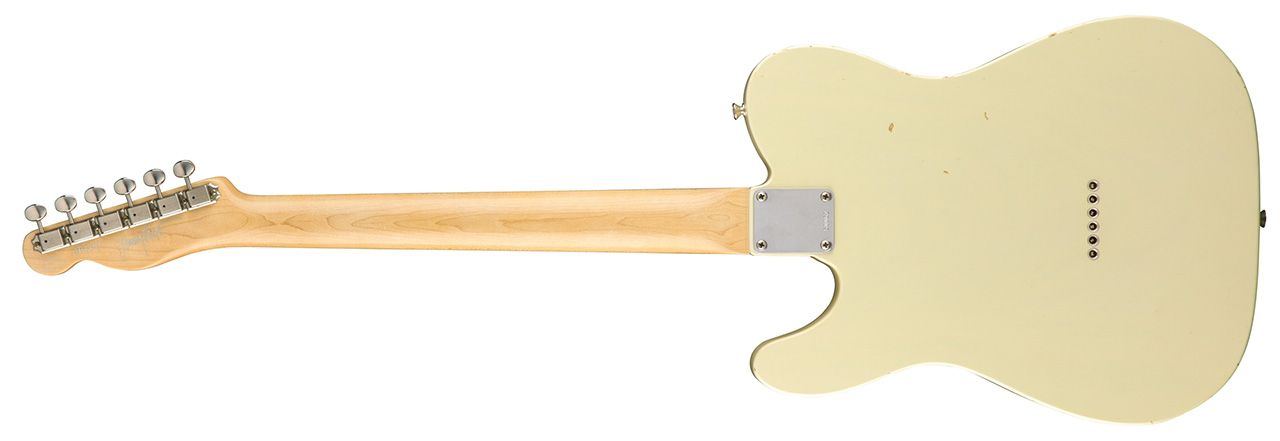 &copy; Fender PR