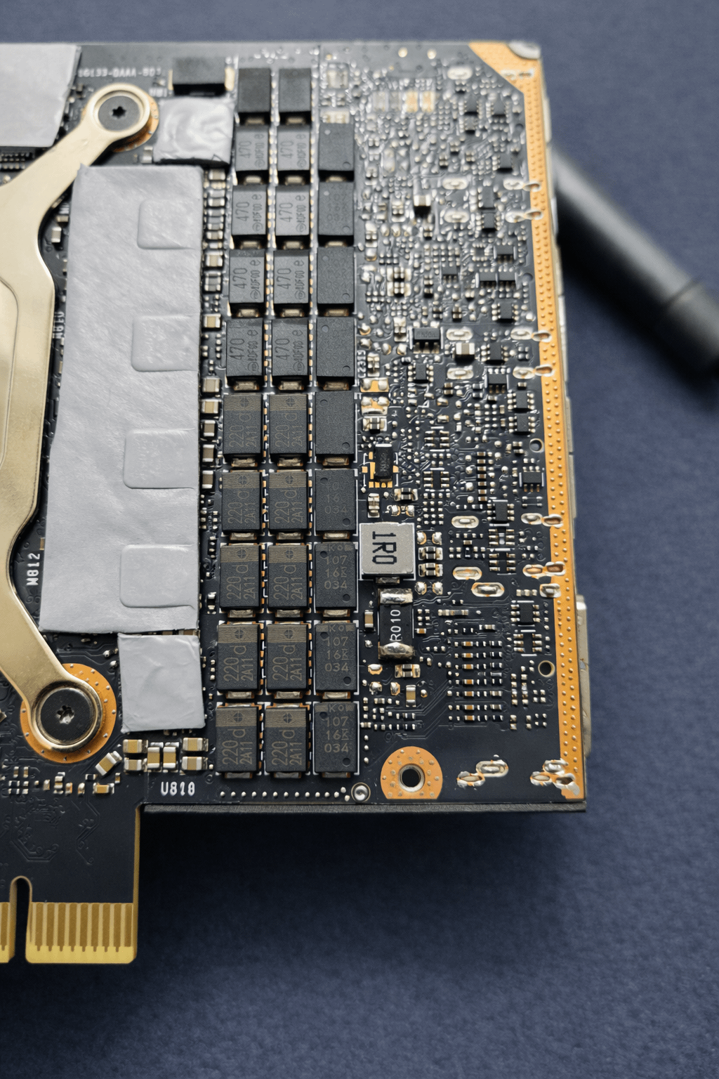 لوحة PCB معدلة لنموذج PCB لبطاقة Nvidia GeForce RTX 3080 Ti بسعة 20 جيجابايت لم يتم إصدارها