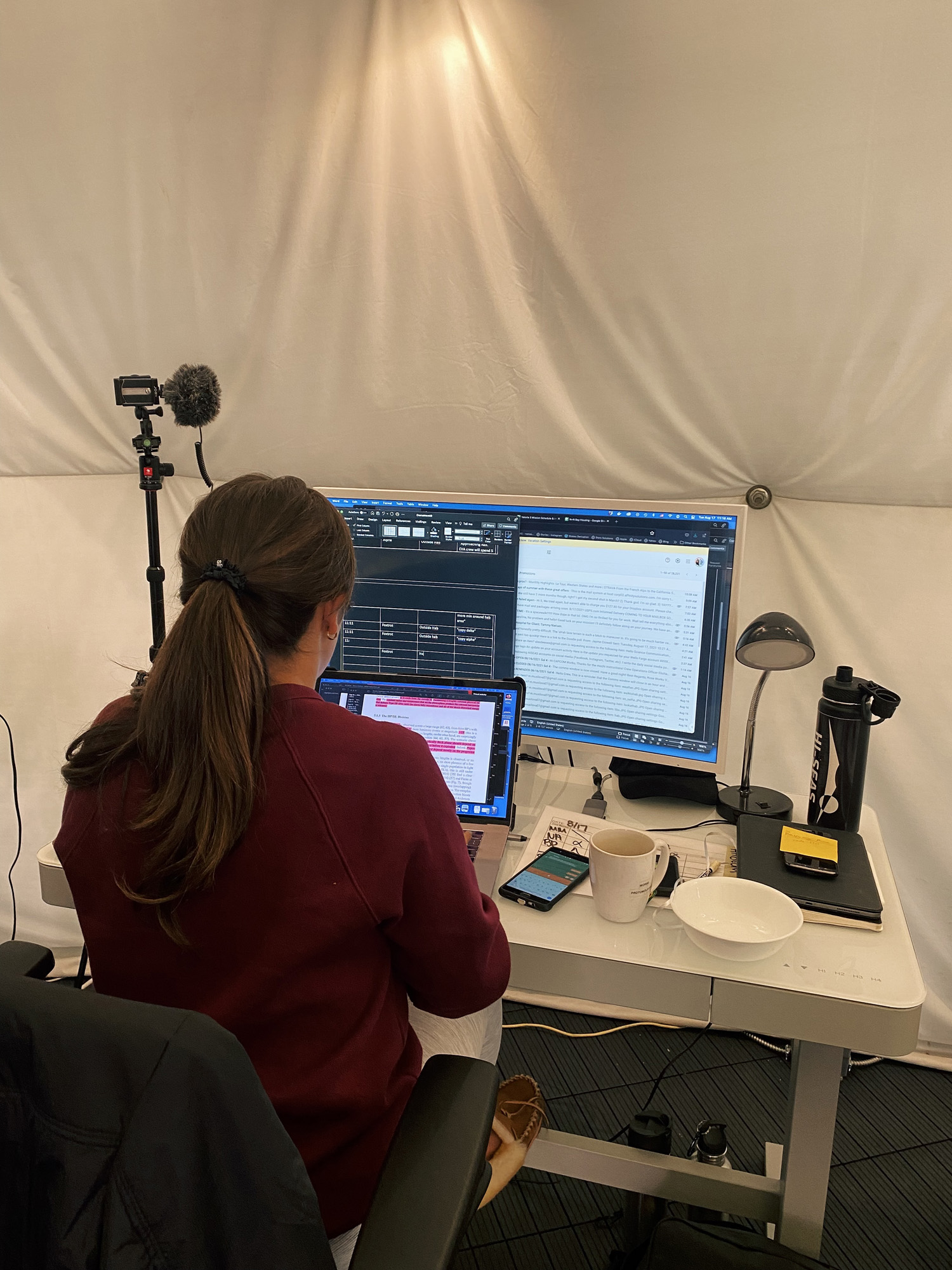 Nance serving as the main communicator during a Marswalk from within the HI-SEAS habitat (aka HabCom).