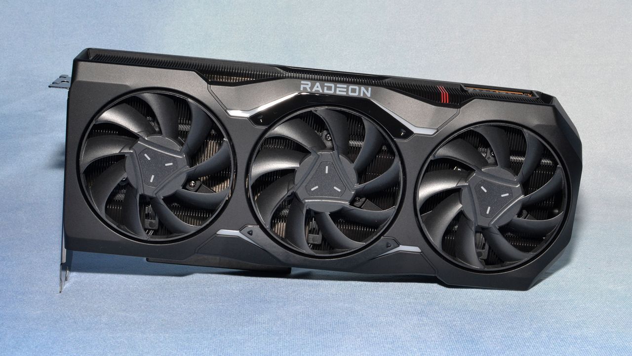 AMD RX 7900 XTX and XT Design - AMD Radeon RX 7900 XTX and XT