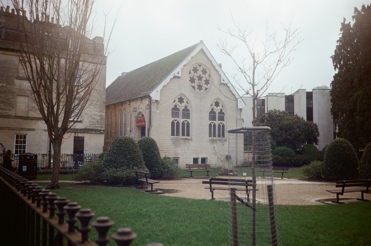 A photo taken on a Lomography Lomo MC-A 35mm film camera