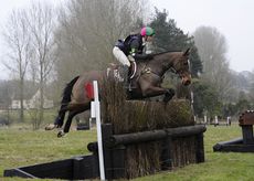 Lauren Shannon riding Zero Flight