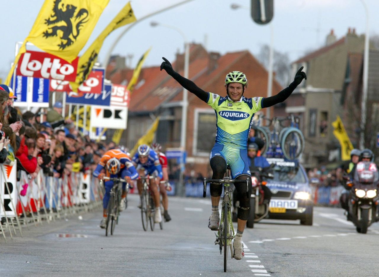 Filippo Pozzato wins Omloop Het Volk in 2007.