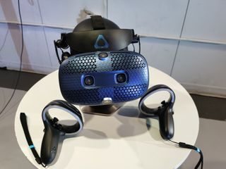 HTC Vive Cosmos