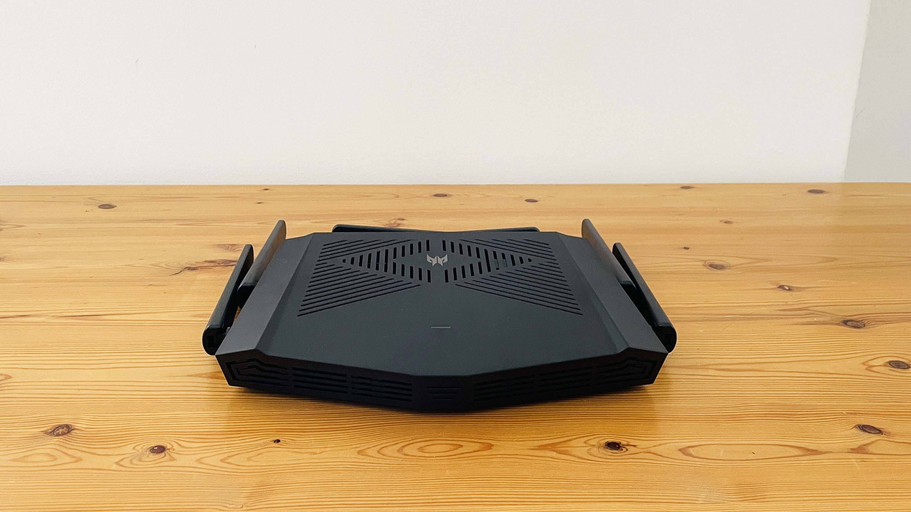 Acer Predator Connect W6x on a wooden table