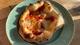 how to cook pizza at home