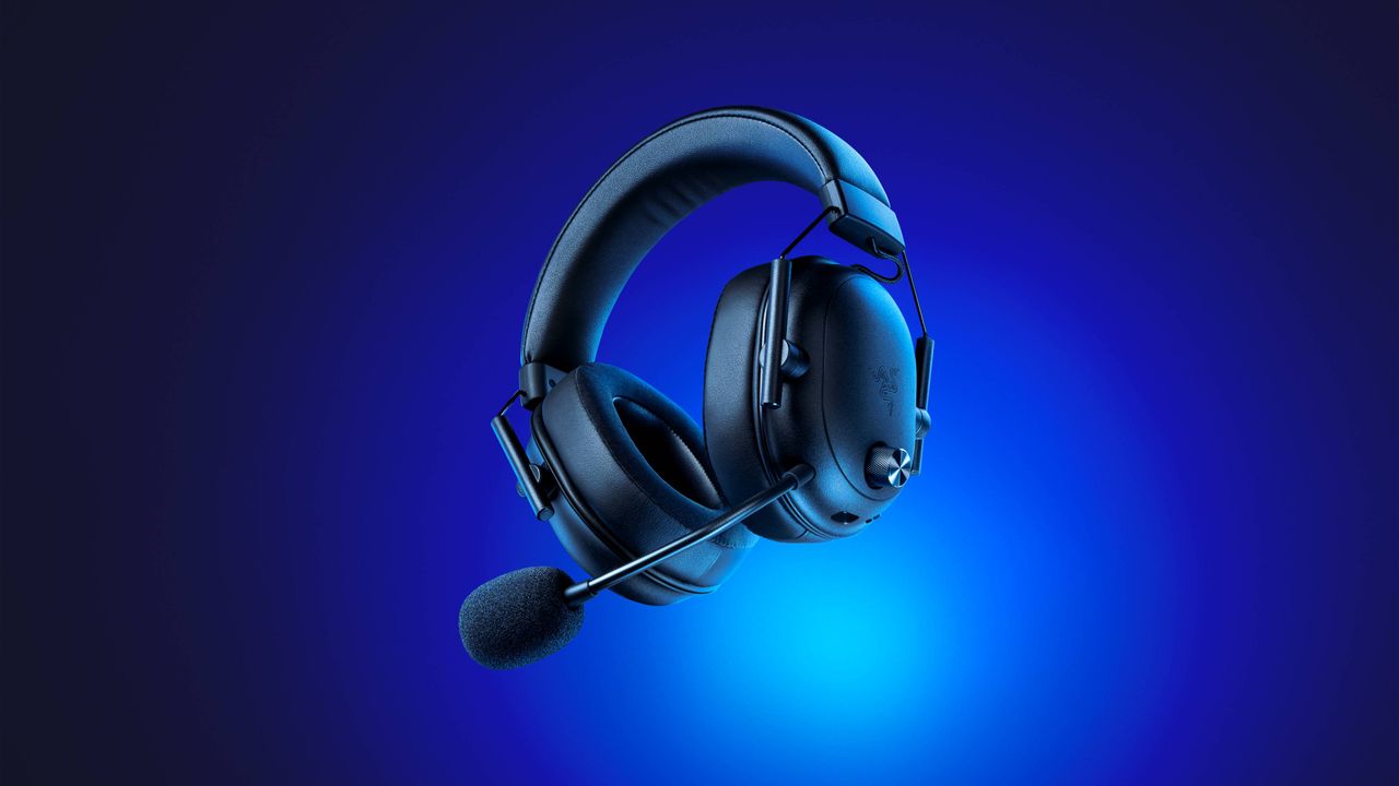 Image of the Razer BlackShark V2 HyperSpeed wireless gaming headset.