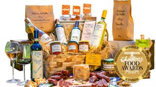 Fattoria La Vialla hamper