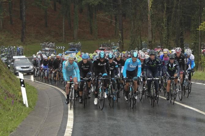 The bunch were not yet in a rush to chase down the escapees