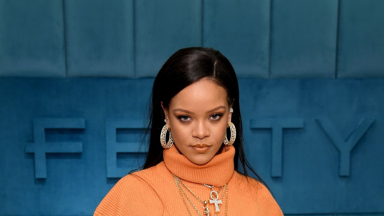 NEW YORK, NEW YORK - FEBRUARY 07: Robyn Rihanna Fenty and Linda Fargo celebrate the launch of FENTY at Bergdorf Goodman at Bergdorf Goodman on February 07, 2020 in New York City. (Photo by Dimitrios Kambouris/Getty Images for Bergdorf Goodman)