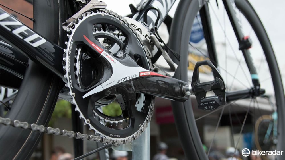 Often the spare bikes don't have power meters - as shown on this Ettix-Quickstep spare