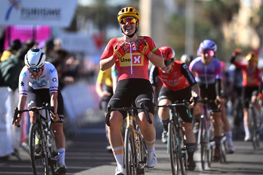 VALENCIA SPAIN FEBRUARY 09 Linda Zanetti of Switzerland and Team UnoX Mobility celebrates at finish line as race winner during the 7th VCV Feminas Gran Premio Tuawa 2025 a 104km one day race from Alfafar to Valencia on February 09 2025 in Valencia Spain Photo by Szymon GruchalskiGetty Images