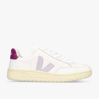 Veja Women's V-12 Low-top Leather Trainers