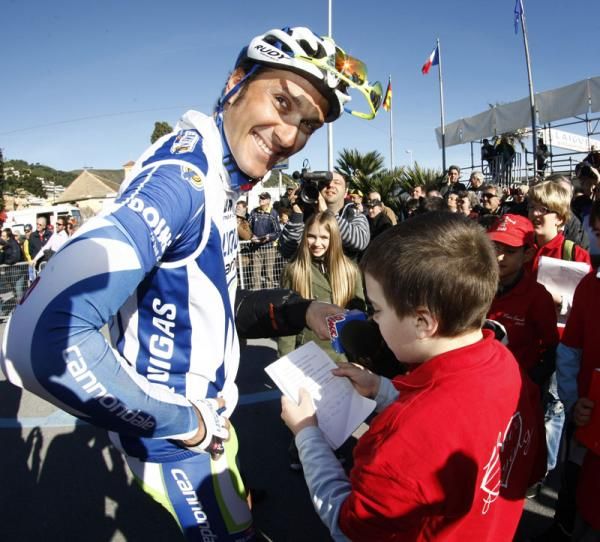 Basso was all smiles at t the start as he greeted the Italian fans
